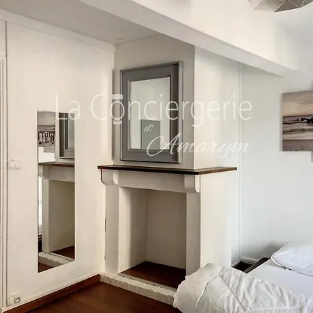 Daire Deux Chambres Place Du Moulin A Vent Dieppe